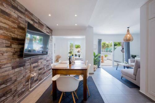 Pure By H&h - Adelfas 1, Golf Del Sur