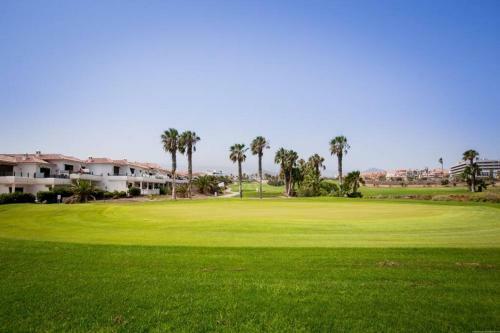 Pure By H&h - Adelfas 1, Golf Del Sur
