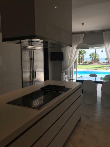 Deluxe First Line Villa