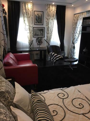 Deluxe First Line Villa