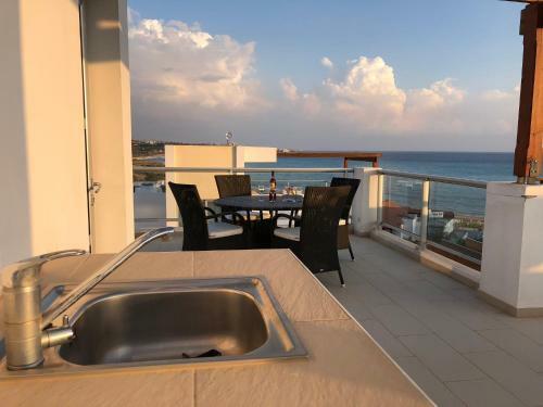 Marina View Villa 11