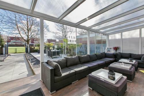 Hostal Alex Rooms Amsterdam Airport