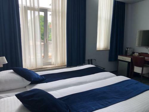 Apollo Hotel