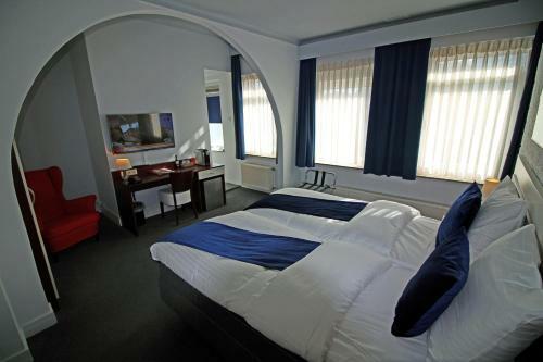 Apollo Hotel