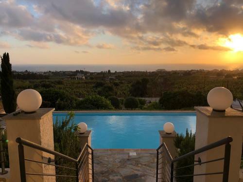 Villa White House For A Perfect Family Holiday