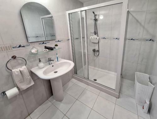 Katya-sofia Villa - Tranquility With Sea View