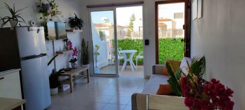 Thalassa Seaside Boutique Beach Apartment