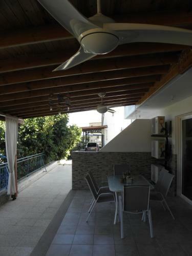 Latchi Marina D2 House
