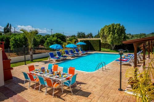 Androniki Luxury Villa Sea Views Pool Bbq Wifi A/c