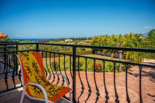 Androniki Luxury Villa Sea Views Pool Bbq Wifi A/c