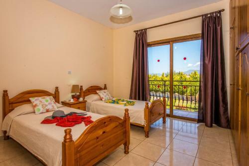 Androniki Luxury Villa Sea Views Pool Bbq Wifi A/c