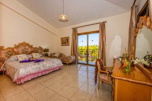 Androniki Luxury Villa Sea Views Pool Bbq Wifi A/c