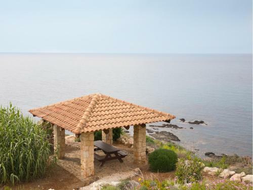 Villa Karavi