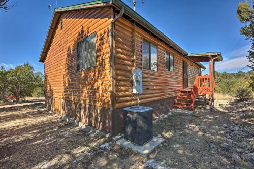 Peaceful Heber Getaway With Deck And Fire Pit!