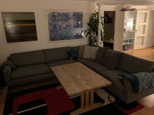 Apartment 15 Min Walk From The City Center
