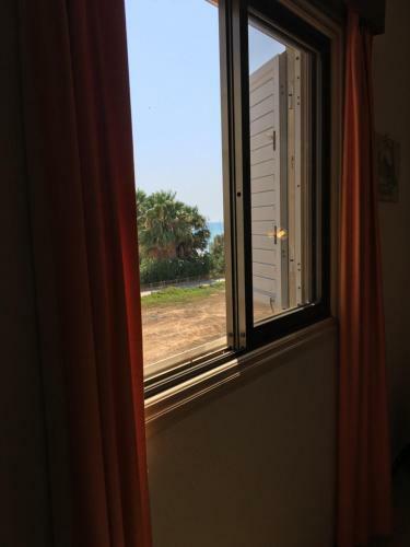 Sea View Cute Apartment