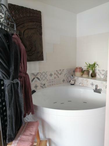 Hostal Le Clos Du 51 - Chambres D'h�tes