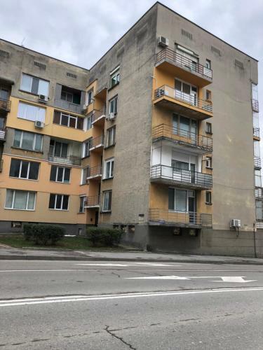 Apartamento Practico, C�modo Y C�ntrico.