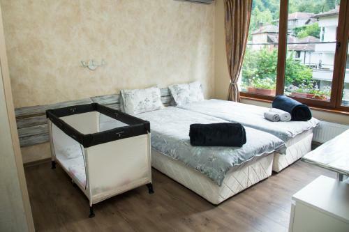 Hostal Guest House Mikaela