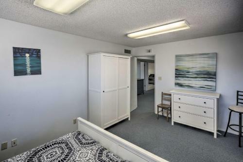 Kingman Apartment Less Than 2 Miles To Route 66 Sign!