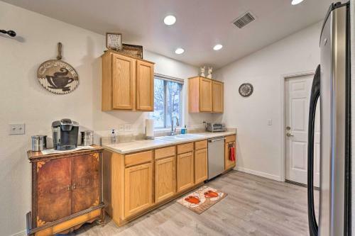 Kid-friendly Kingman Home Near Parks And Dining