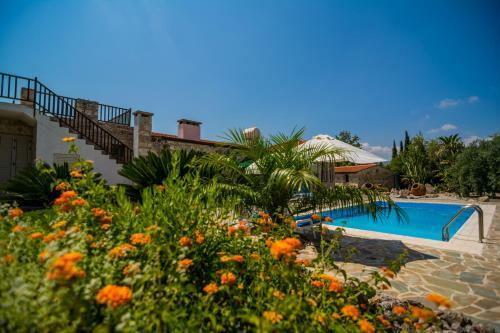 Gujadani Villa