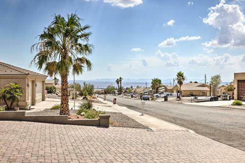 Quiet Havasu Home With Grill About 4 Mi To Marina!