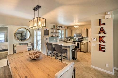 Quiet Havasu Home With Grill About 4 Mi To Marina!