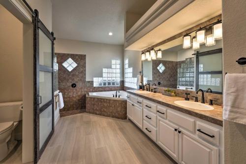 Luxurious Lake Havasu City Home With Private Yard!