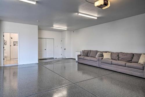 Luxurious Lake Havasu City Home With Private Yard!