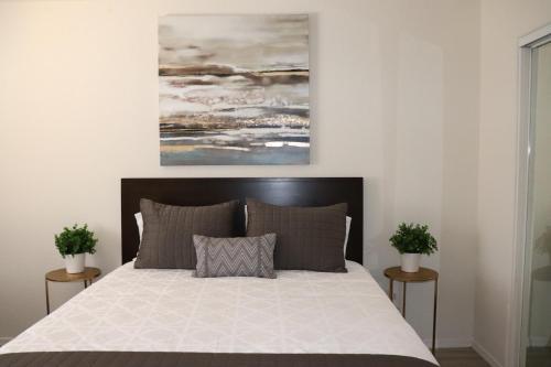 Stay Easy With A Pool & Spa, Quiet Relaxing Home!