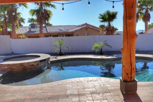 Stay Easy With A Pool & Spa, Quiet Relaxing Home!