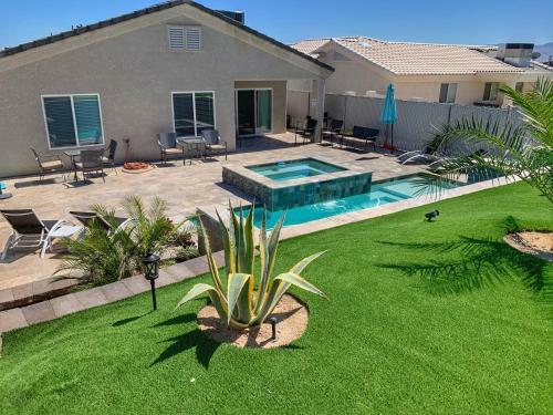 Fun In The Sun - Pool & Spa - Catch Me At The Lake
