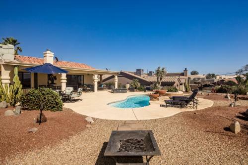 Lakeside Home W/ Pool & Views!