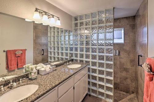 Airy Desert Escape With Pool, Lake Havasu Views