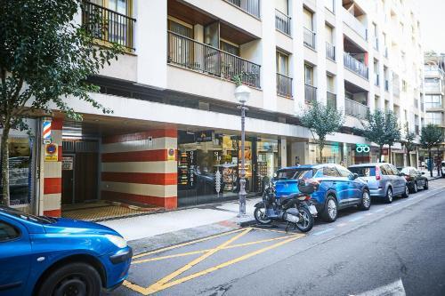 Apartamento Bermingham ( Terrace , Private Garage ,close To The Beach)
