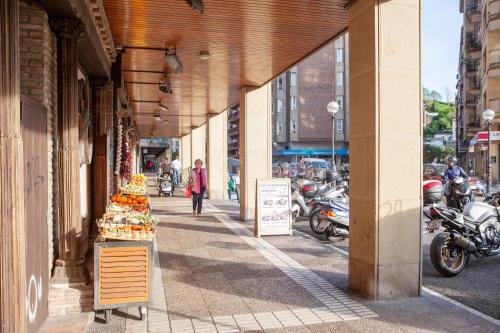 Apartamento Bermingham ( Terrace , Private Garage ,close To The Beach)