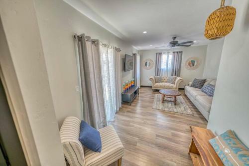 New! Beachy Lake Havasu Getaway
