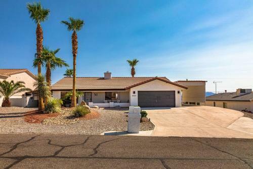 New! 3br Tropical Oasis Pool And Stunning Views