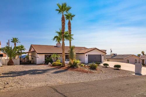 New! 3br Tropical Oasis Pool And Stunning Views