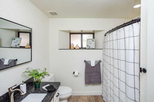 New! 3br Tropical Oasis Pool And Stunning Views