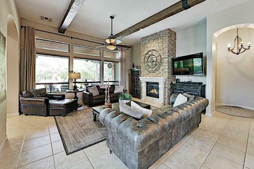 Mesa Villa Heated Pool, Fire Pit And Golfing!