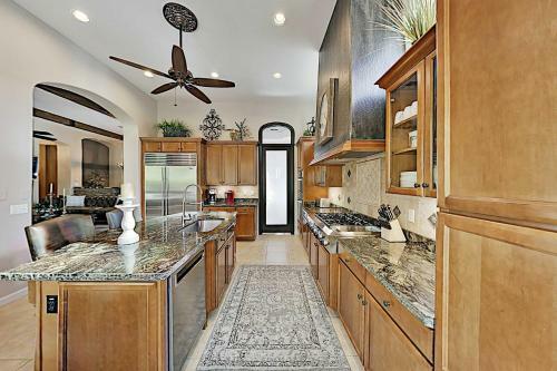Mesa Villa Heated Pool, Fire Pit And Golfing!