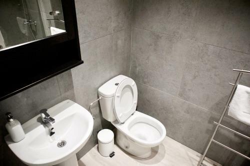 Apartamento Moraza - Local Rentss