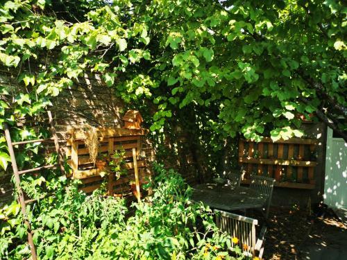 Bed & Breakfast La Maison Des Oiseaux. Roulotte