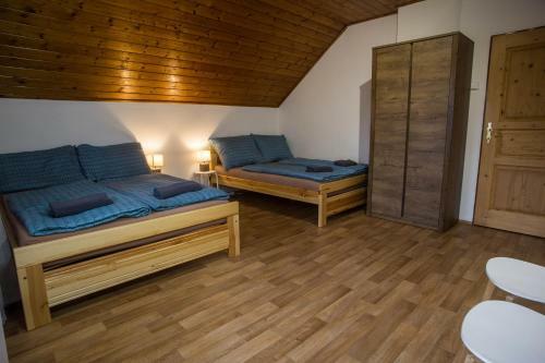 Apartm�ny Ve Mlejn?