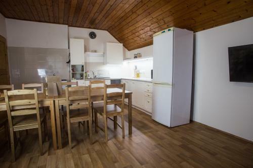 Apartm�ny Ve Mlejn?