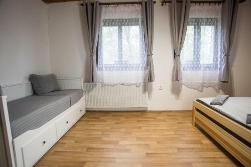 Apartm�ny Ve Mlejn?