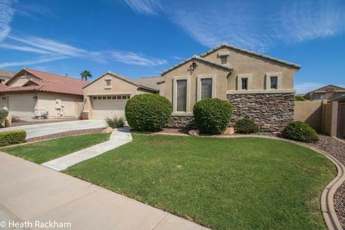 Amazing Litchfield 4 Bdrm Wsparkling Pool