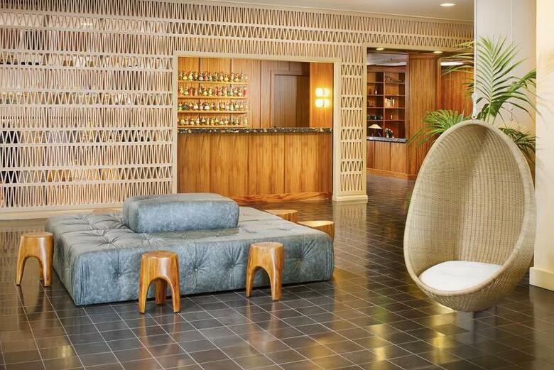 Hotel Aqua Waikiki Wave